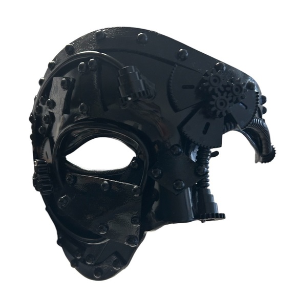 White and Black Theatrical Masks - Picture 2 of 6